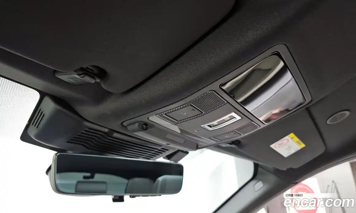 Land Rover Discovery Sport 2025 2.0 Автомат в Москве № 198090, фото 16