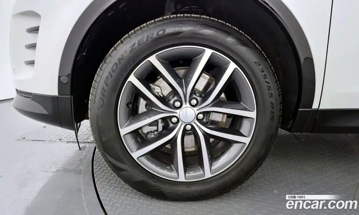 Land Rover Discovery Sport 2025 2.0 Автомат в Москве № 198090, фото 9