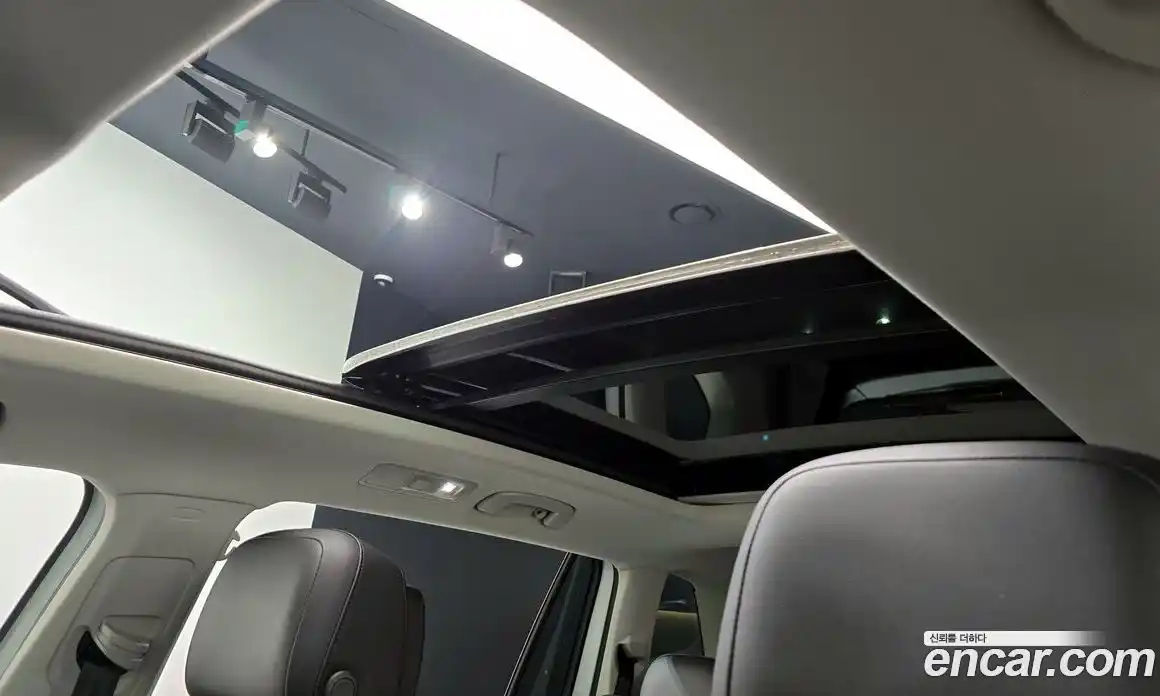 Volkswagen Tiguan 2023 2.0 Автомат в Москве № 199071, фото 18