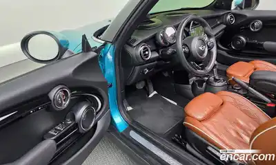 Mini Cooper Convertible 2017 2.0 Автомат в Москве № 214391, миниатюра 12