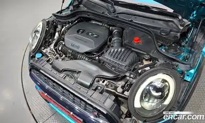 Mini Cooper Convertible 2017 2.0 Автомат в Москве № 214391, миниатюра 6