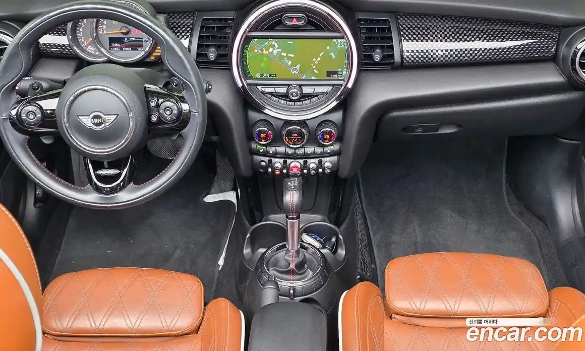 Mini Cooper Convertible 2017 2.0 Автомат в Москве № 214391, фото 7