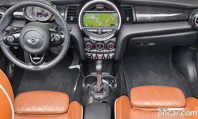 Mini Cooper Convertible 2017 2.0 Автомат в Москве № 214391, миниатюра 7