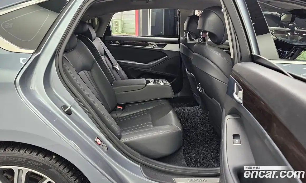 Genesis G80 2017 3.3 Автомат в Москве № 22807, фото 11