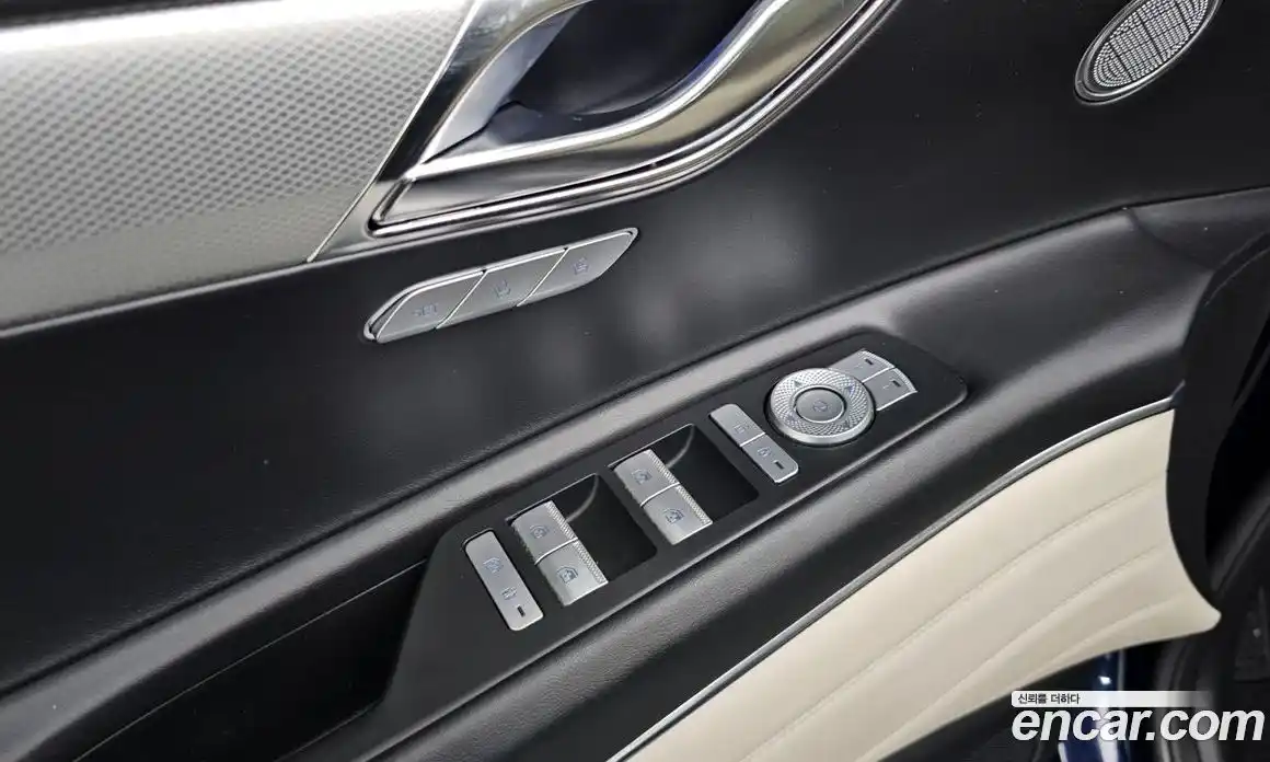 Genesis GV80 2023 3.0 Автомат в Москве № 24430, фото 19