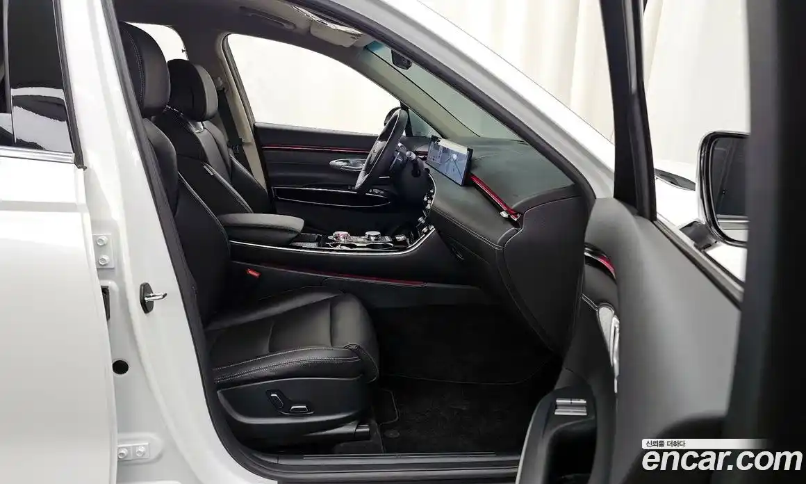 Genesis GV70 2024 2.5 Автомат в Москве № 24568, фото 11