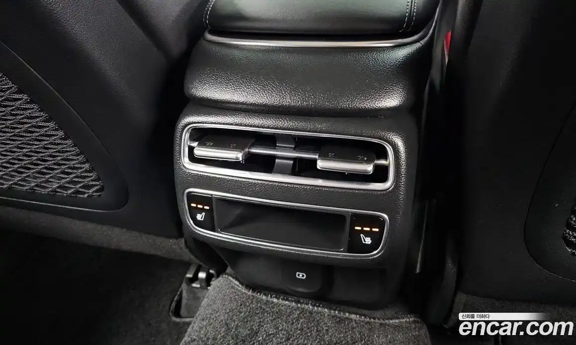 Genesis GV70 2024 2.5 Автомат в Москве № 24568, фото 19