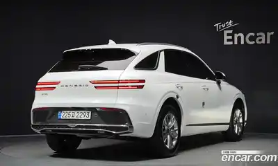 Genesis GV70 2024 2.5 Автомат в Москве № 24568, миниатюра 2