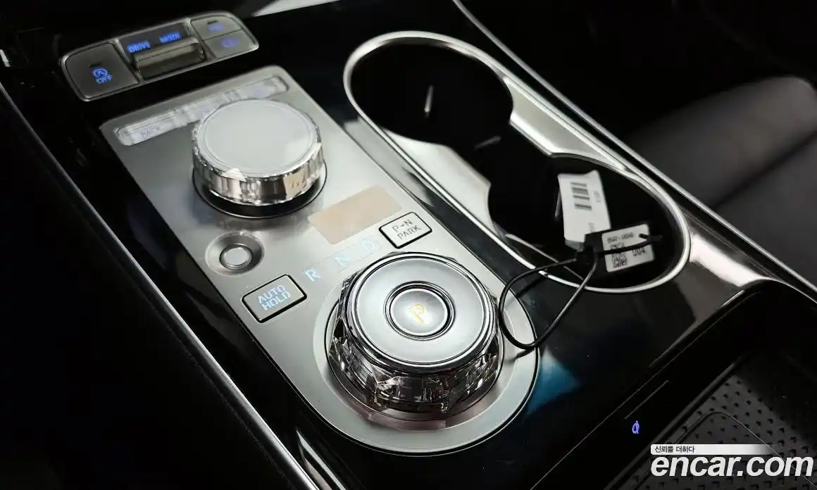 Genesis GV70 2024 2.5 Автомат в Москве № 24568, фото 9