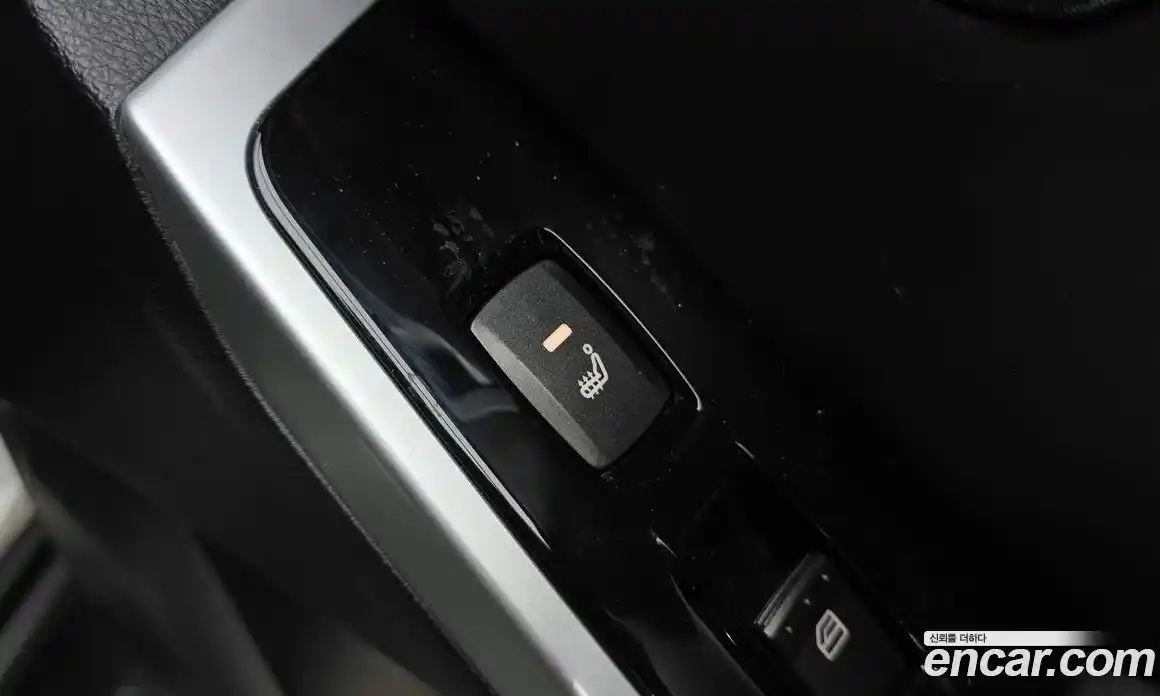 SsangYong Korando 2015 2.0 Автомат в Москве № 31467, фото 18