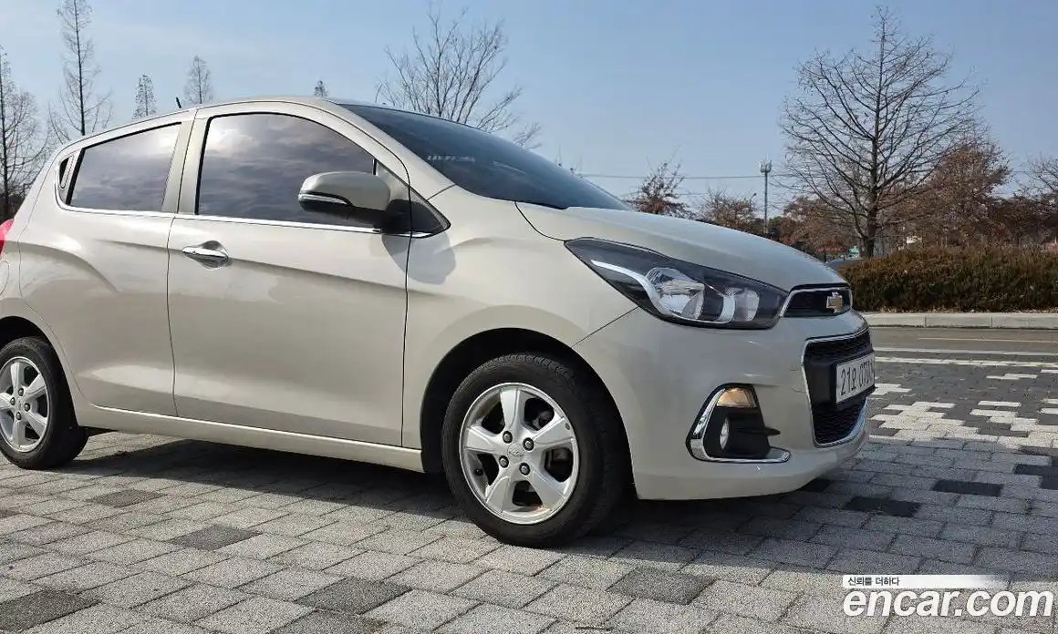 Chevrolet Spark 2016 1.0 Автомат в Москве № 32567, фото 3