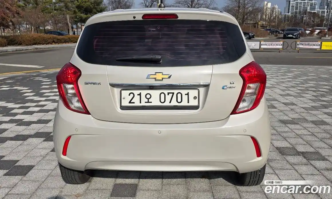 Chevrolet Spark 2016 1.0 Автомат в Москве № 32567, фото 5