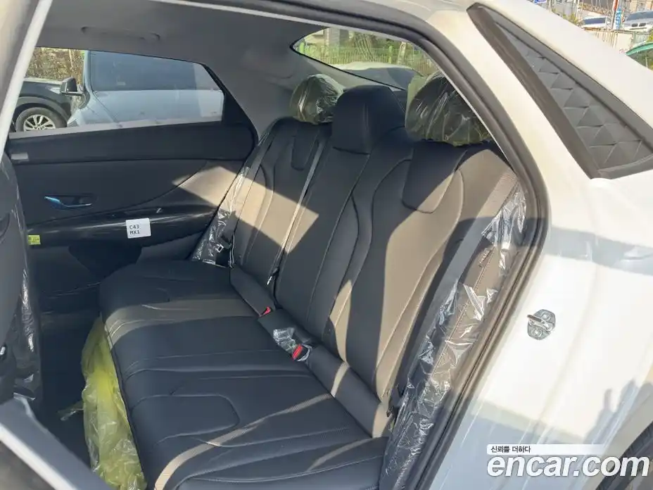 Hyundai Avante 2025 1.6 Автомат в Москве № 44243, фото 13