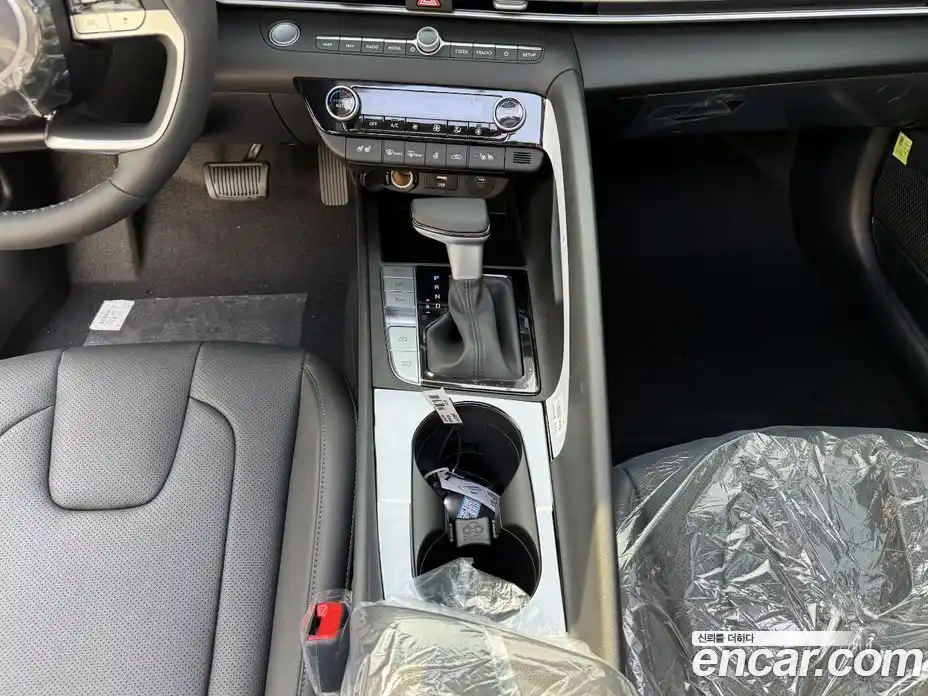 Hyundai Avante 2025 1.6 Автомат в Москве № 44254, фото 16