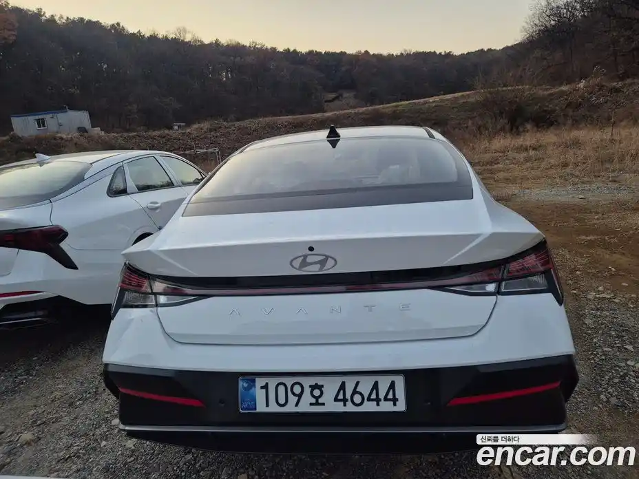 Hyundai Avante 2025 1.6 Автомат в Москве № 44254, фото 4