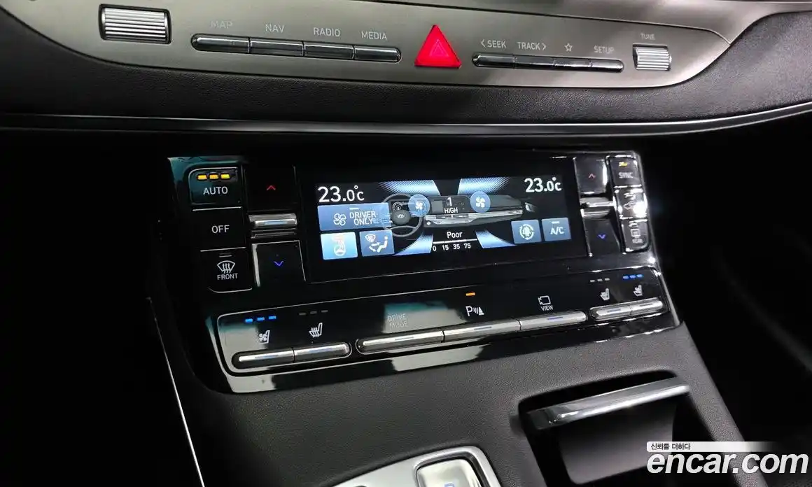 Hyundai Grandeur 2023 2.4 Автомат в Москве № 714264, фото 17