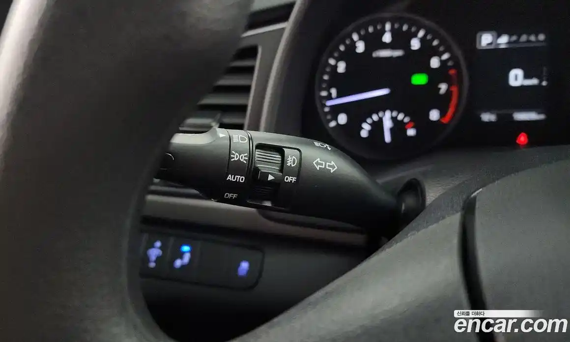 Hyundai Avante 2018 1.6 Автомат в Москве № 714265, фото 14