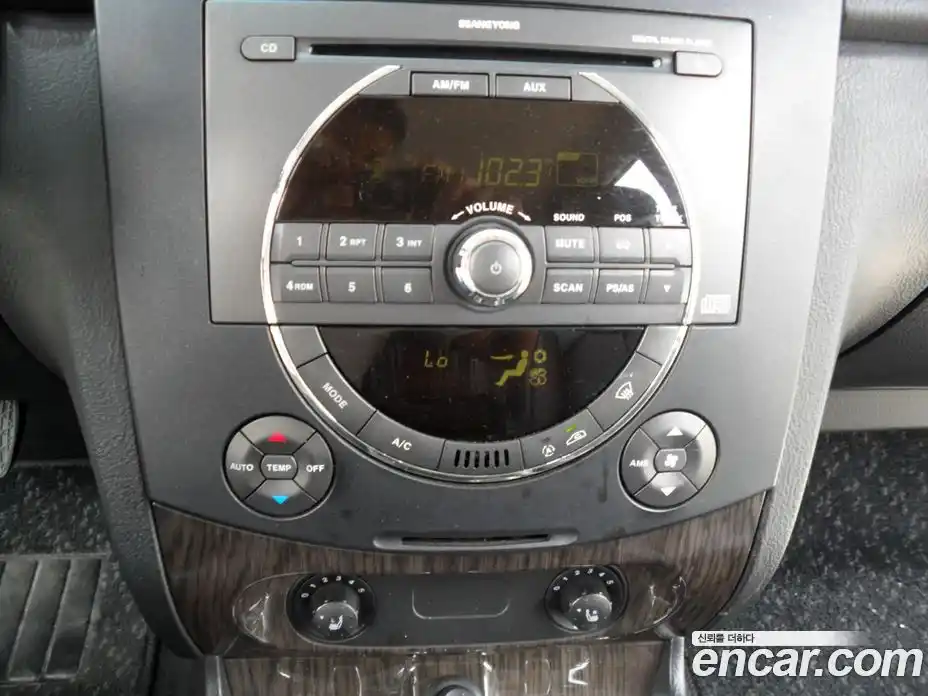 SsangYong Rexton 2011 2.0 Автомат в Москве № 714369, фото 16