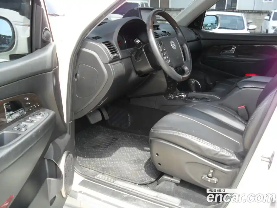 SsangYong Rexton 2011 2.0 Автомат в Москве № 714369, фото 8
