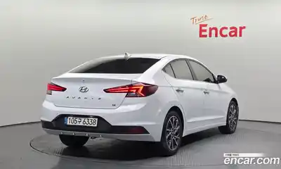 Hyundai Avante 2020 1.6 Автомат в Москве № 714625, миниатюра 2