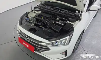 Hyundai Avante 2020 1.6 Автомат в Москве № 714625, миниатюра 6