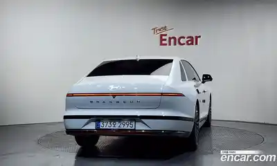 Hyundai Grandeur 2023 2.5 Автомат в Москве № 714712, миниатюра 3