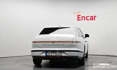 Hyundai Grandeur 2024 2.5 Автомат в Москве № 714785, миниатюра 4