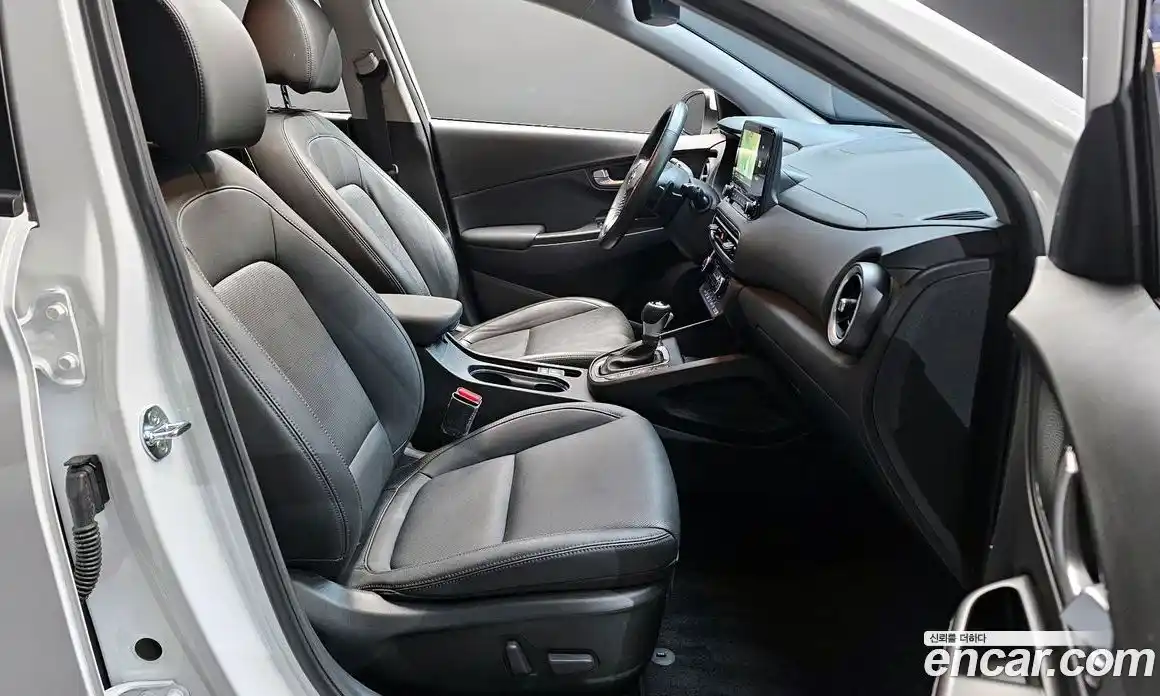 Hyundai Kona 2022 2.0 Автомат в Москве № 714914, фото 11