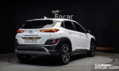 Hyundai Kona 2022 2.0 Автомат в Москве № 714914, миниатюра 2