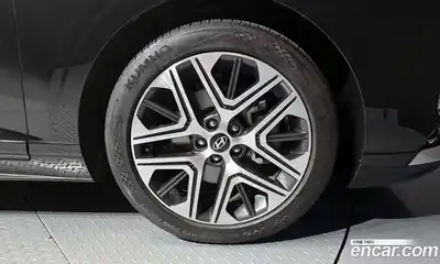 Hyundai Grandeur 2023 2.5 Автомат в Москве № 714979, миниатюра 5