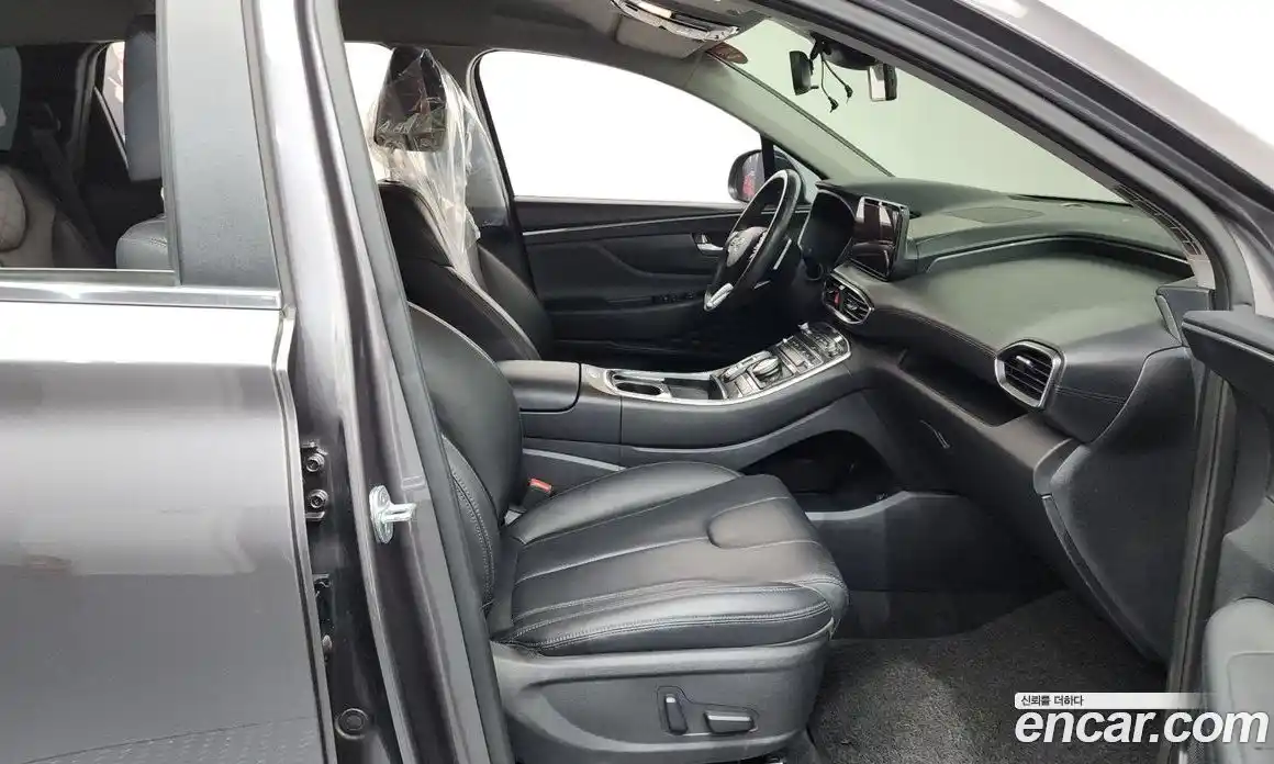 Hyundai Santa Fe 2021 2.5 Автомат в Москве № 715162, фото 11