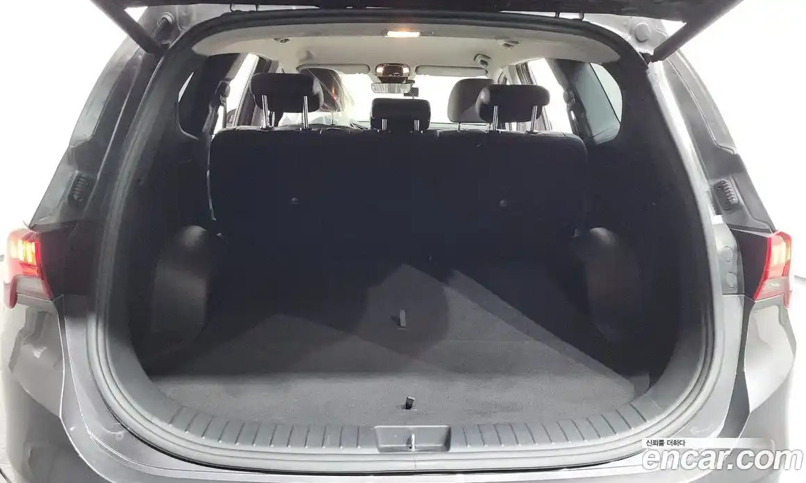 Hyundai Santa Fe 2021 2.5 Автомат в Москве № 715162, фото 20