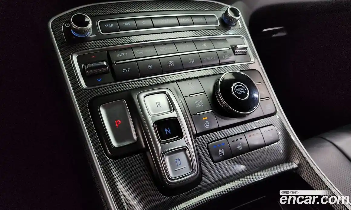 Hyundai Santa Fe 2021 2.5 Автомат в Москве № 715162, фото 9