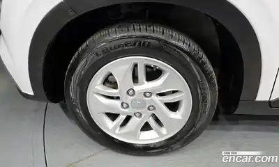 Hyundai Venue 2021 1.6 Автомат в Москве № 715195, миниатюра 5