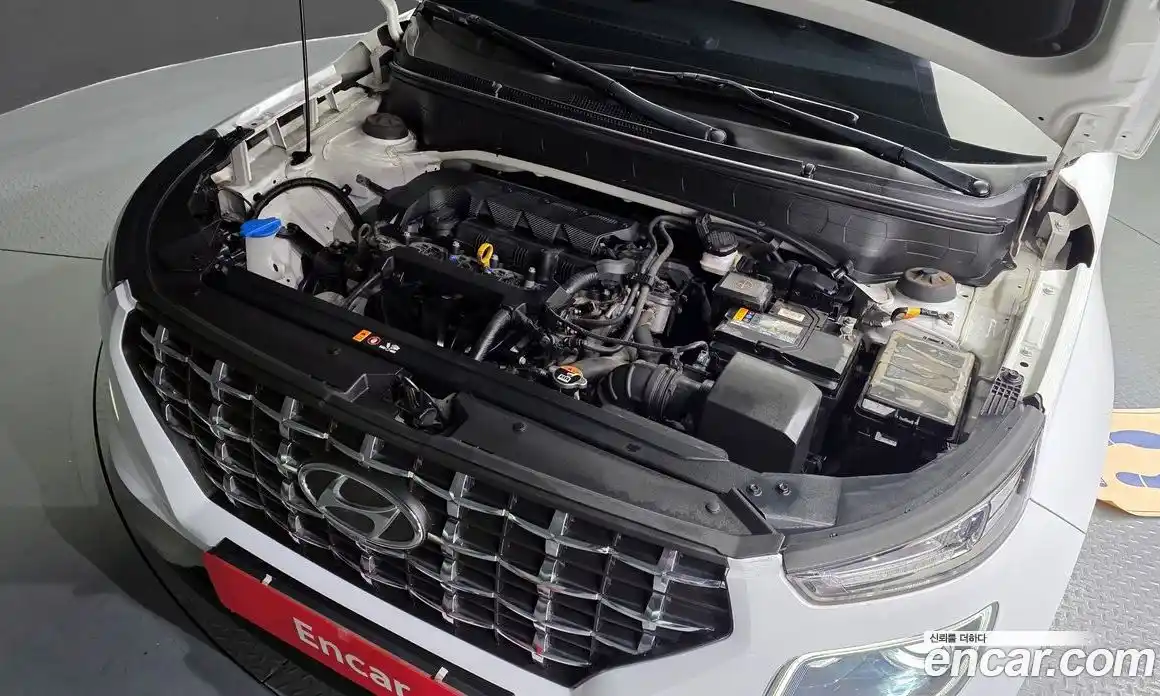 Hyundai Venue 2021 1.6 Автомат в Москве № 715195, фото 6