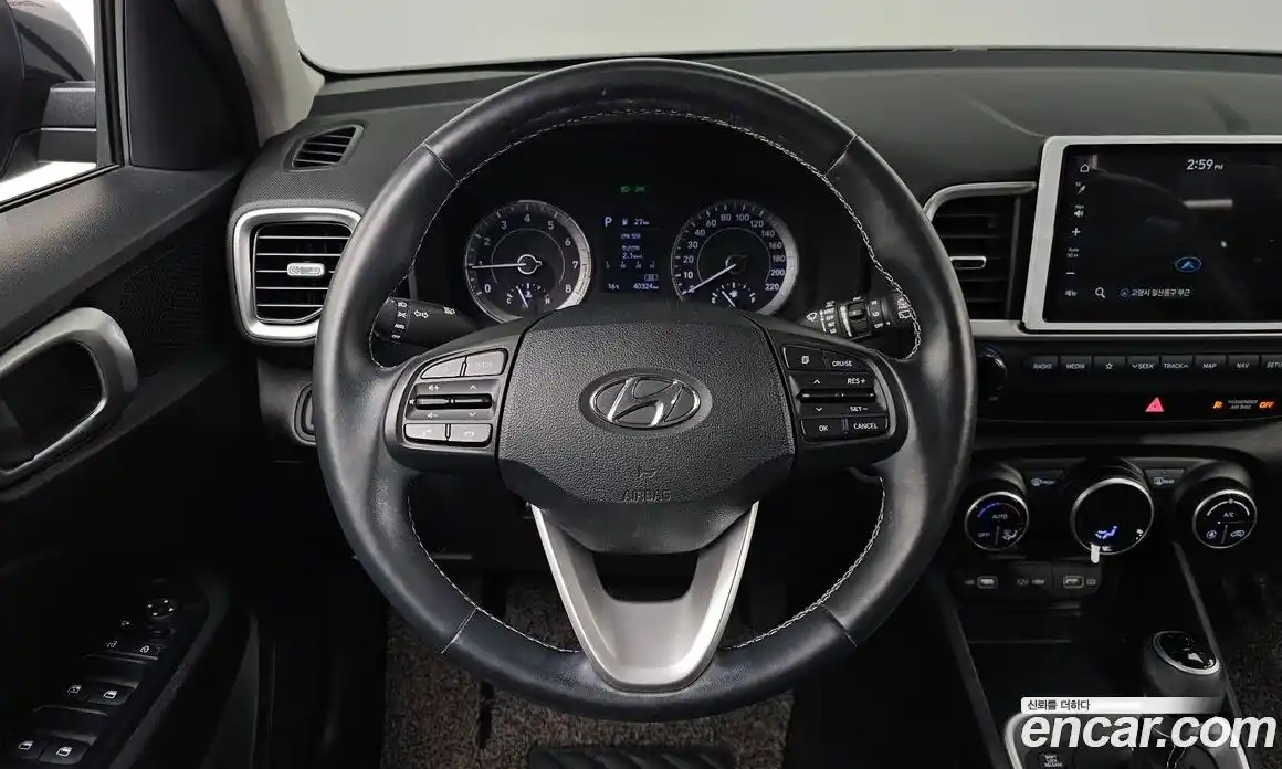 Hyundai Venue 2022 1.6 Автомат в Москве № 715232, фото 13