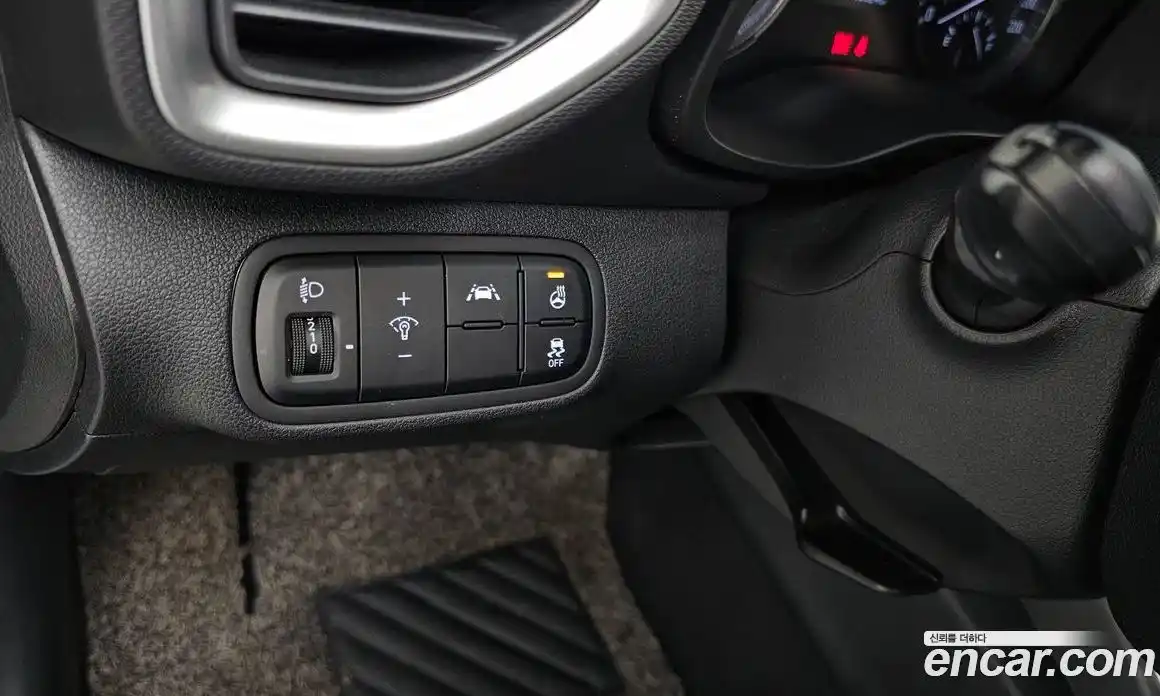 Hyundai Venue 2022 1.6 Автомат в Москве № 715232, фото 17