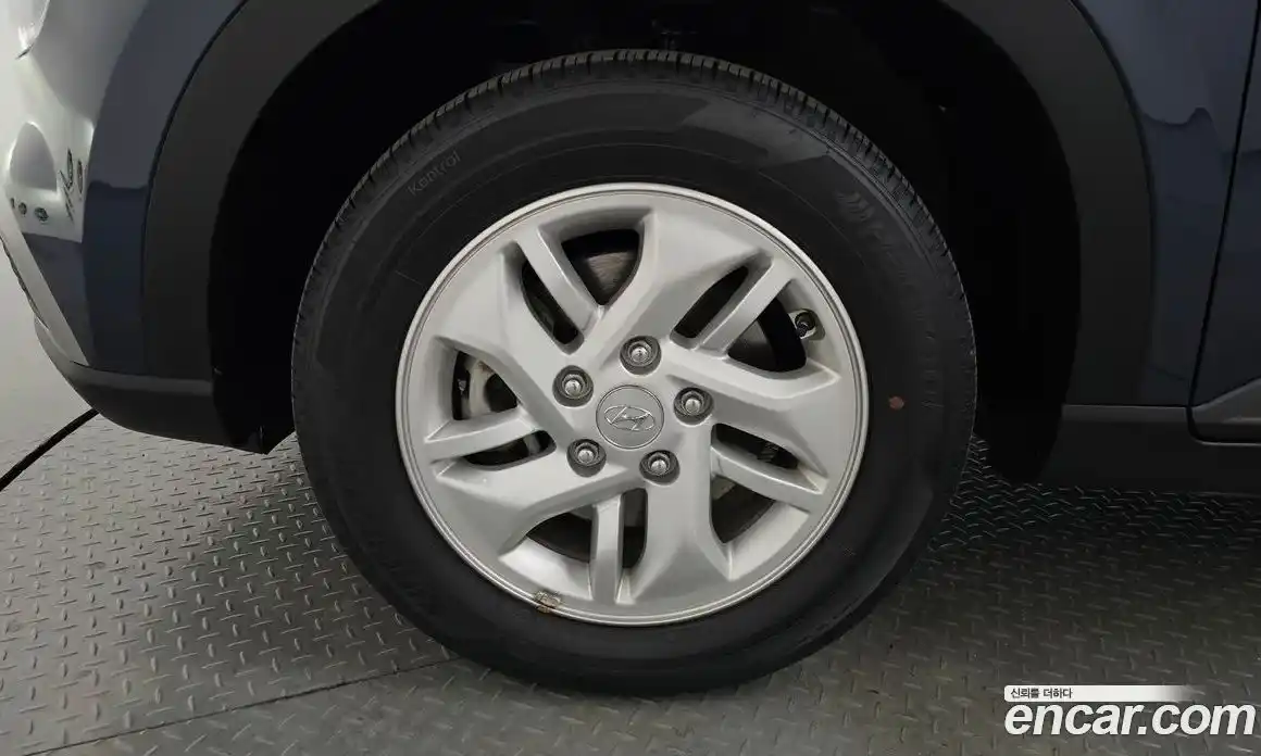 Hyundai Venue 2022 1.6 Автомат в Москве № 715232, фото 5