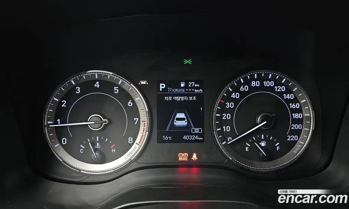 Hyundai Venue 2022 1.6 Автомат в Москве № 715232, фото 8