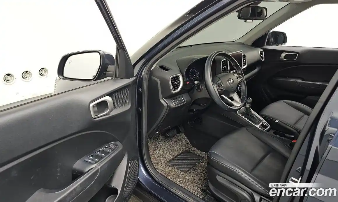 Hyundai Venue 2022 1.6 Автомат в Москве № 715232, фото 10