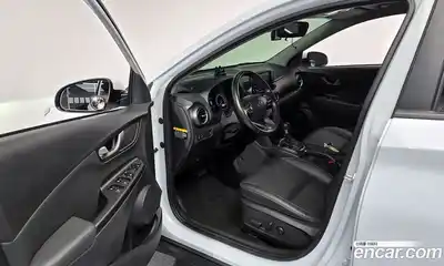 Hyundai Kona 2019 1.6 Автомат в Москве № 715322, миниатюра 9
