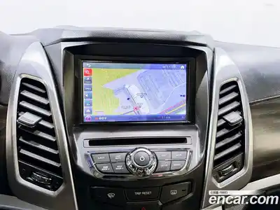 SsangYong Korando 2015 2.0 Автомат в Москве № 715655, миниатюра 11