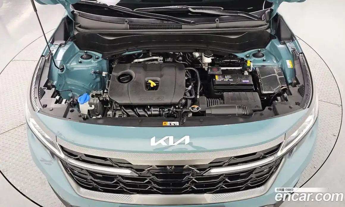 Kia Seltos 2025 2.0 Автомат в Москве № 715786, фото 6