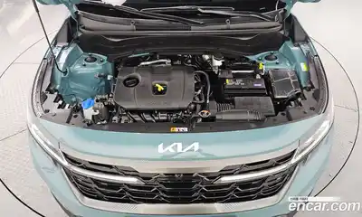 Kia Seltos 2025 2.0 Автомат в Москве № 715786, миниатюра 6