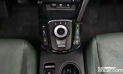 Kia Seltos 2025 2.0 Автомат в Москве № 715786, миниатюра 9