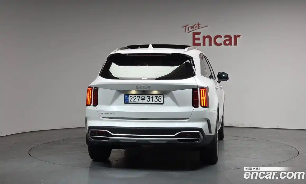 Kia Sorento 2023 2.5 Автомат в Москве № 715808, фото 3