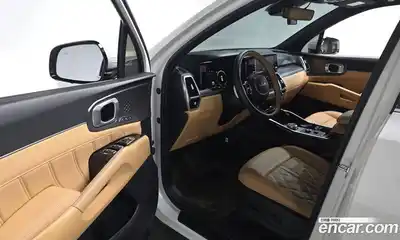 Kia Sorento 2023 2.5 Автомат в Москве № 715808, миниатюра 10