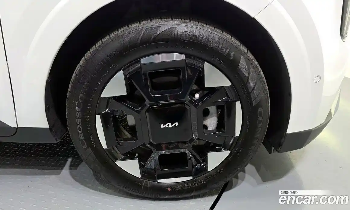 Kia Canival 2024 1.6 Автомат в Москве № 715857, фото 5