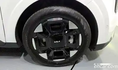 Kia Canival 2024 1.6 Автомат в Москве № 715857, миниатюра 5