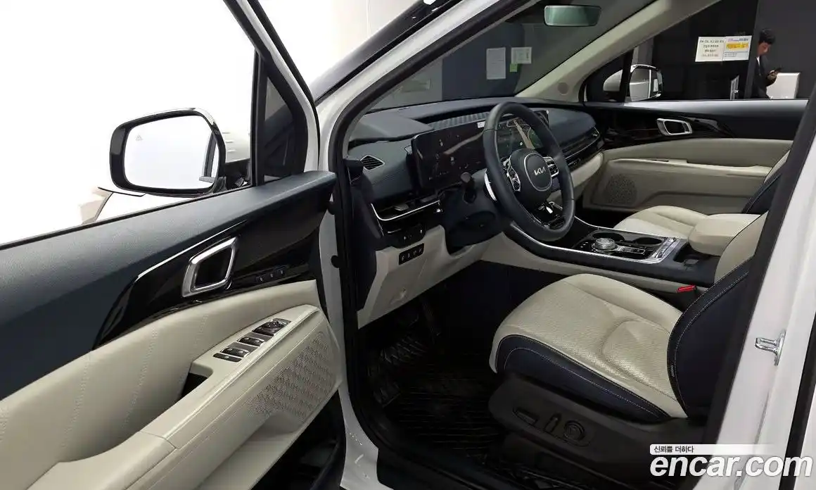 Kia Canival 2024 1.6 Автомат в Москве № 715857, фото 10